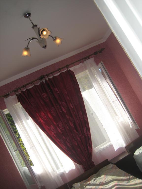 Guesthouse Gegi 库塔伊西 客房 照片